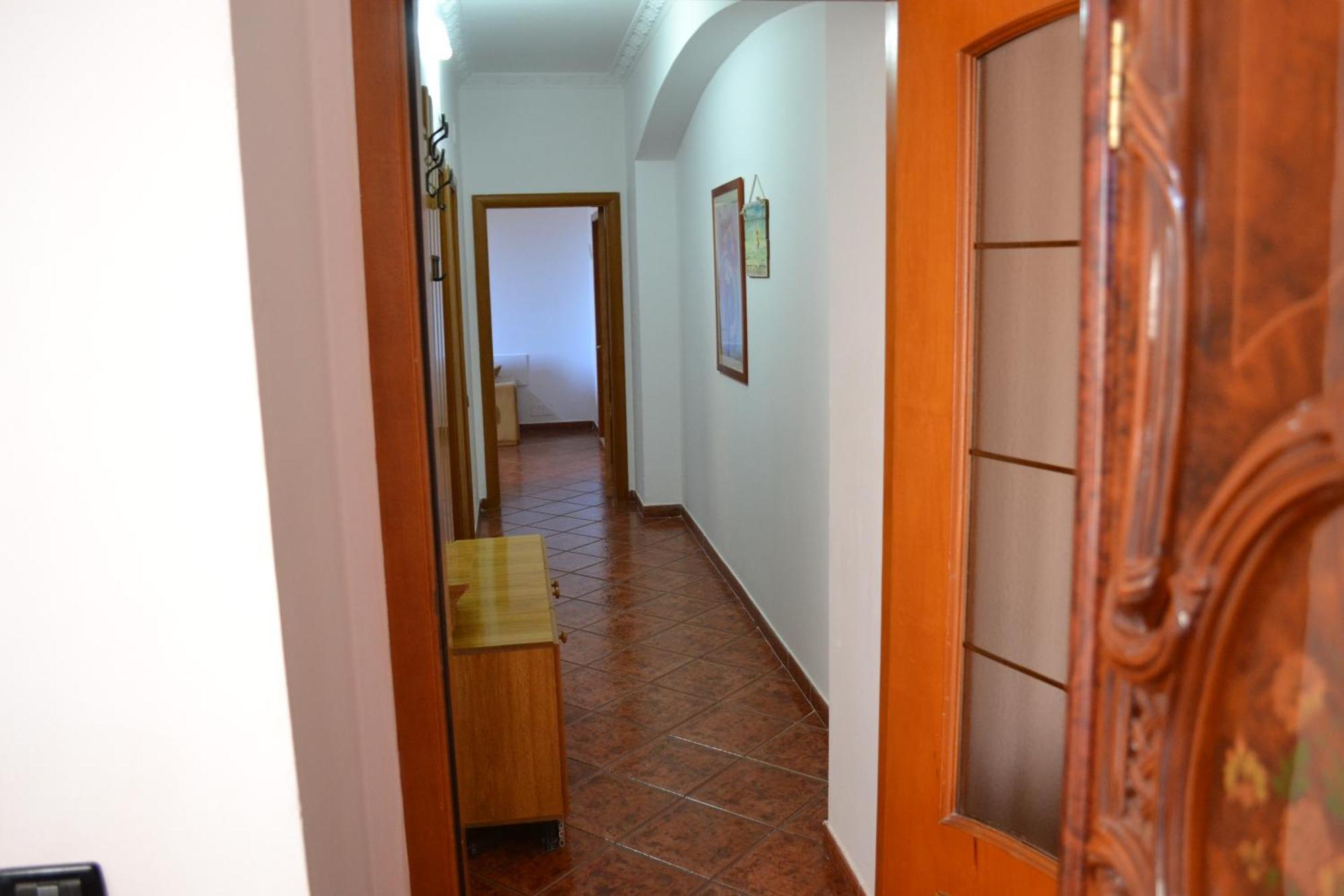 Central 5 Bedrooms Apartment Partial Seaview Vlorë エクステリア 写真